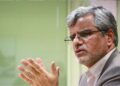 محمود صادقی: مردم چند ماه باور کنند مشکلات مربوط به دولت روحانی است؟
