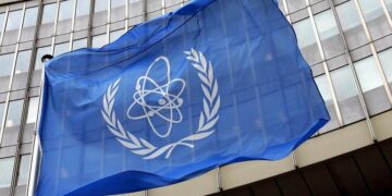 آژانس بین‌المللی انرژی اتمی: ذخایر اورانیوم غنی‌شده ایران به ۱۸ برابر حد مجاز رسیده است