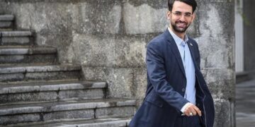 تحلیل آذری جهرمی از گرانی نان و آرد: قاچاق، فساد و فشار معیشتی بر مردم، گسترده‌تر خواهد شد