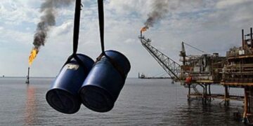 بلاتکلیفی حدود ۴۰ میلیون بشکه از نفت ایران بر روی نفتکش‌ها در آسیا / کاهش واردات نفت چین از ایران به دلیل تخفیف‌های روسیه