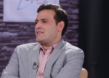 نقدی به سخنان رضا پهلوی در آمریکا / عبدالله مومنی