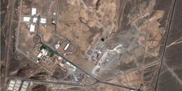 جابجایی برخی فعالیت‌های هسته‌ای ایران / در اطراف سایت نطنز چه خبر است؟ / توضیحات کمالوندی