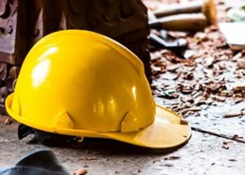 مرگ ۸۰۰ کارگر در هر سال / خودکشی ۱۰ کارگر در حدود ۳ ماه