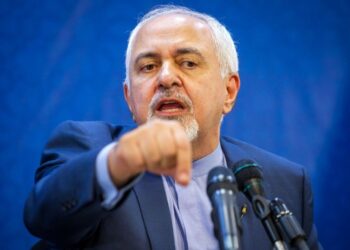 محمدجواد ظریف، وزیر سابق امور خارجه: مخالفت با برجام اول به‌دلیل منافع شخصی و غنیمت بود؛ دوم منافع قبیله‌ای که فعلا جزئیاتش را نمی‌گویم