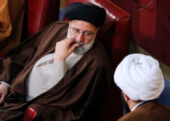 ابراهیم رئیسی در انتخابات مجلس خبرگان با خودش رقابت می‌کند!