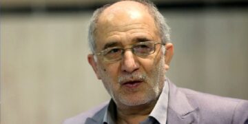 حسین علایی: تا حاکمیت تغییر معناداری در سیاست خارجی و سیاست اقتصادی ندهد مشکلات همچنان باقی است؛ بدترهم خواهد شد