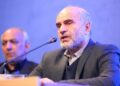 فرشاد مومنی: با این وضع، حکومت زمین گیر می‌شود!