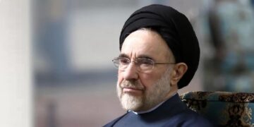 خاتمی: آگاهانه و صادقانه رأی ندادم تا به هیچکس دروغ نگفته باشم