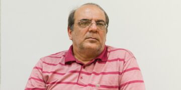 عباس عبدی: اینگونه امر و نهی درباره حجاب پاسخگوی نسل جدید نیست