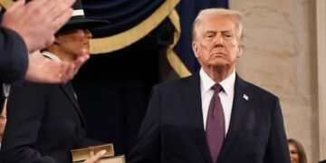 ترامپ ایران را به اعمال تحریم و فشار حداکثری تهدید کرد | ترامپ: بازگشتیم تا ایران را مؤاخذه کنیم!