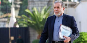 واکنش عراقچی به درخواست ترامپ از ایران: قابل حصول است | ترامپ گفته بود تنها خواسته اش از ایران این است که «دنبال سلاح هسته‌ای نرود»